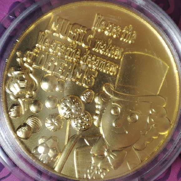 Willy Wonka Chocolate Factory Gold Coin Official Limited Edition Collectible - Picture 2 of 4